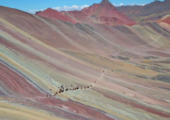 Classic Rainbow Mountain Peru 2 Days